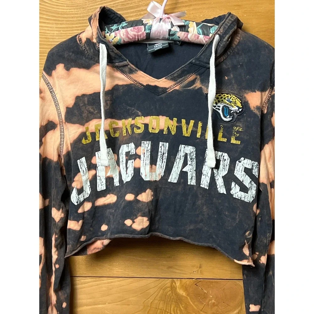 Jacksonville Jaguars Womens Cropped Bleached Hoodie NFL Team Apparel‎ L Long SLV - Picture 2 of 10